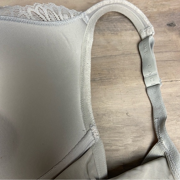 Gray Lace Trim Bra Cacique Womens Full Support‎ Bra, Size 38F - Picture 6 of 8